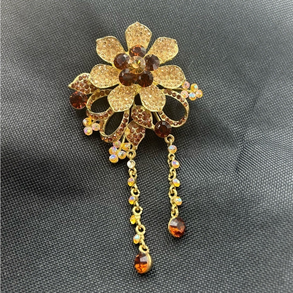 Vintage Rare Big Rhinestone Flower Brooch
